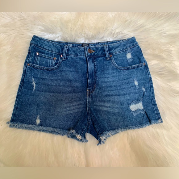 High Rise Jean Shorts - Picture 2 of 8